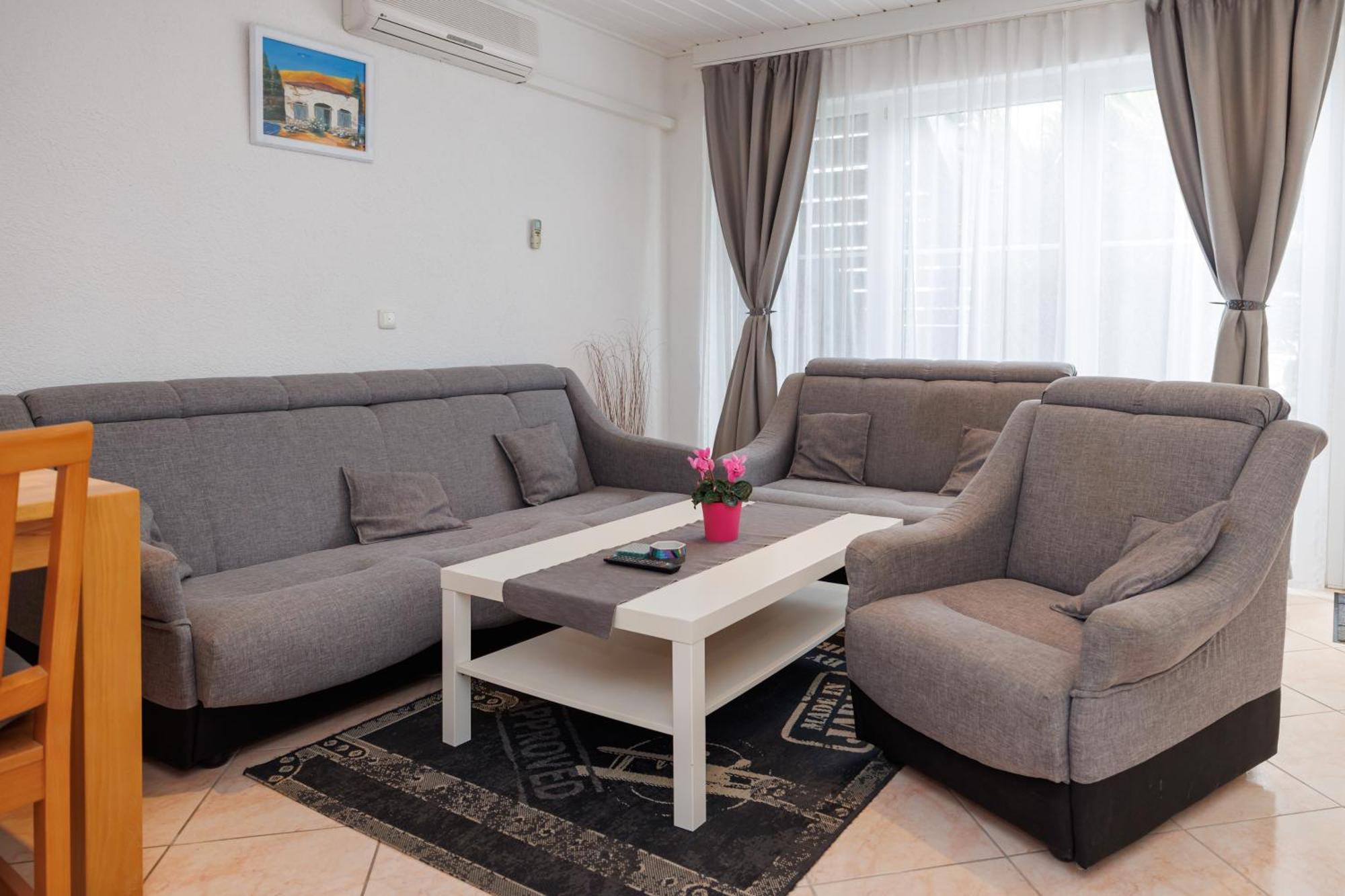 Guesthouse Halilagic كرك المظهر الخارجي الصورة