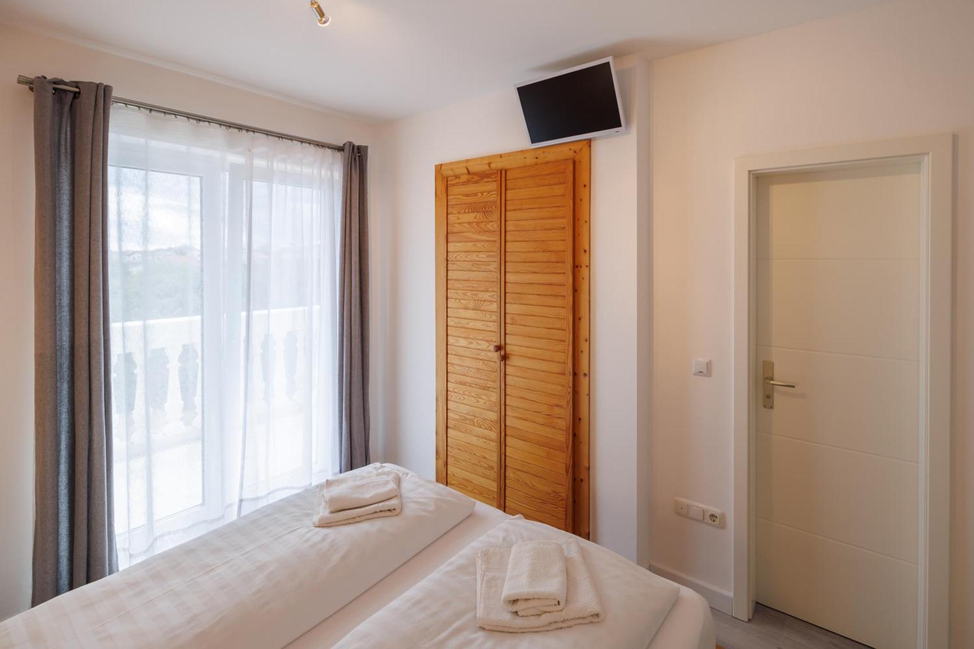 Guesthouse Halilagic كرك المظهر الخارجي الصورة