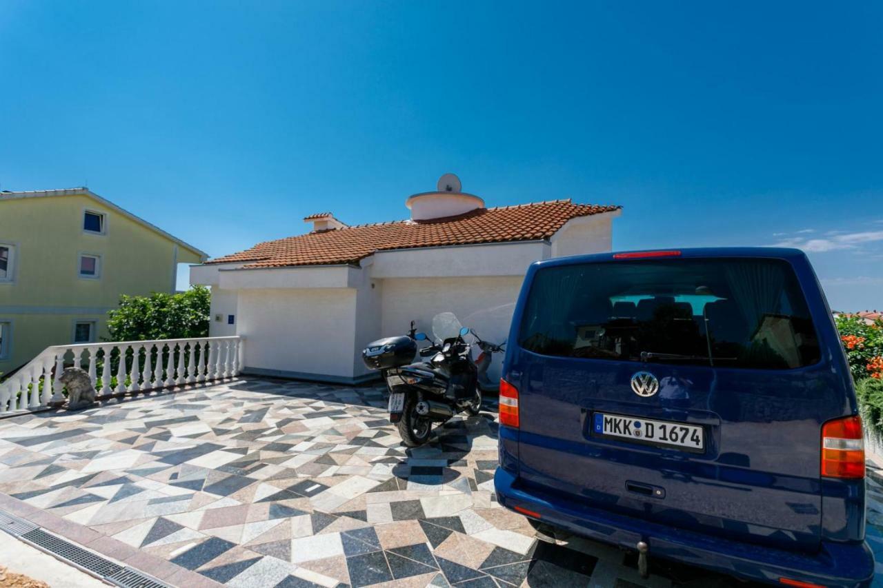 Guesthouse Halilagic كرك المظهر الخارجي الصورة